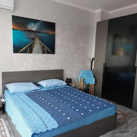 Luxury Penthouse Apartments At Valencia Gardens Burgas City Zimmer foto