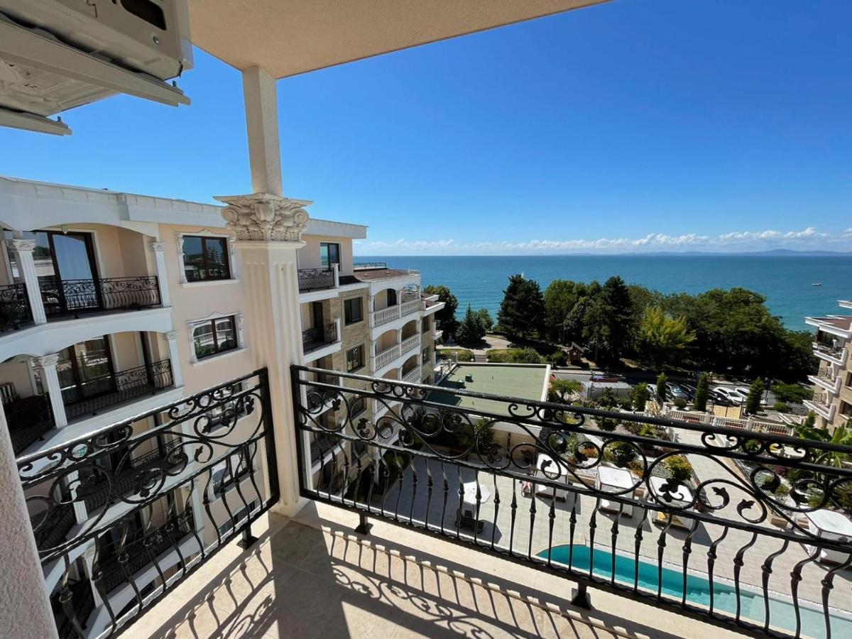 Luxury Penthouse Apartments At Valencia Gardens Burgas City Exterior foto