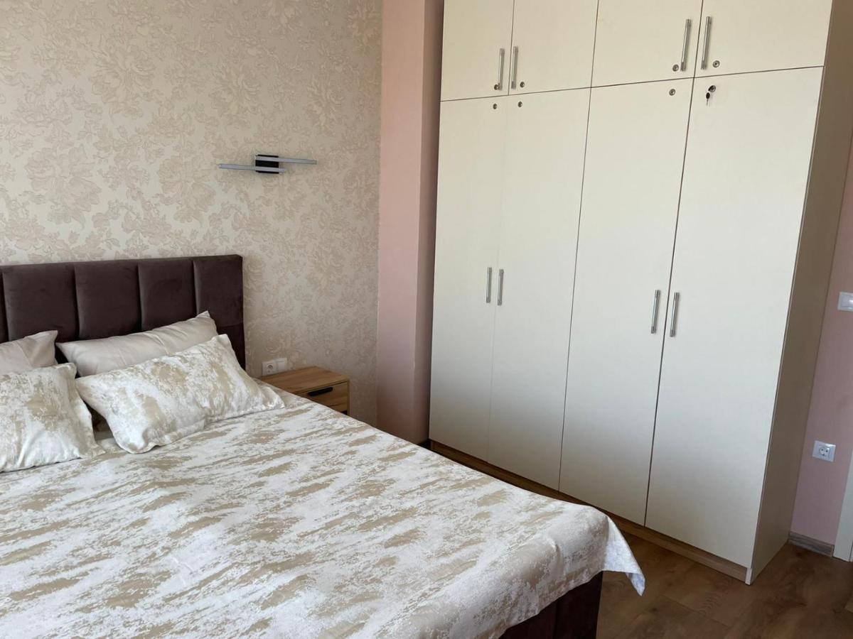 Luxury Penthouse Apartments At Valencia Gardens Burgas City Exterior foto